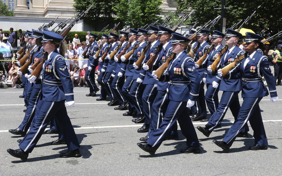 Memorial Day events, parade return to Washington, DC Stars and Stripes